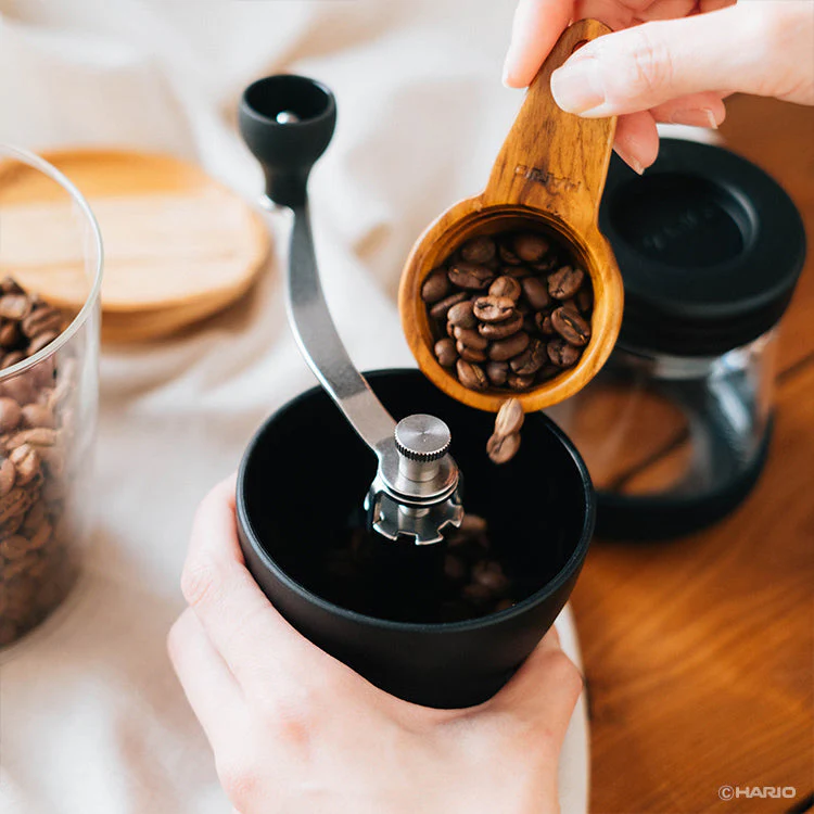 Hario Skerton N Coffee Grinder - Image 3